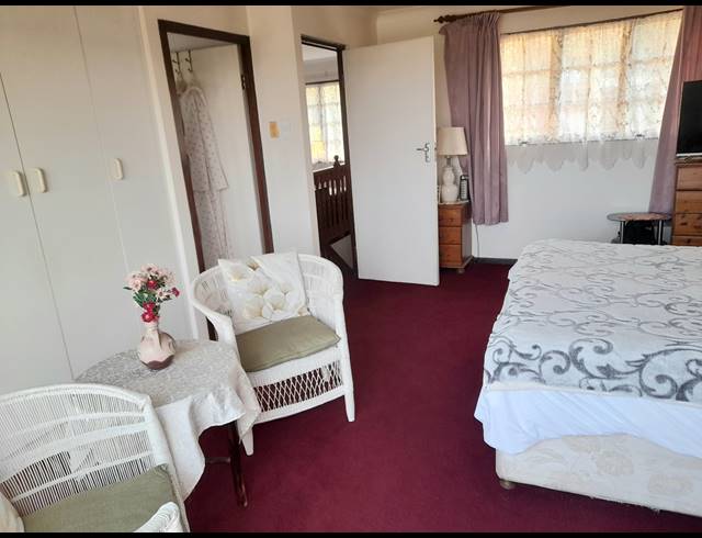 4 BEDROOM HOUSE FOR SALE IN BLUFF